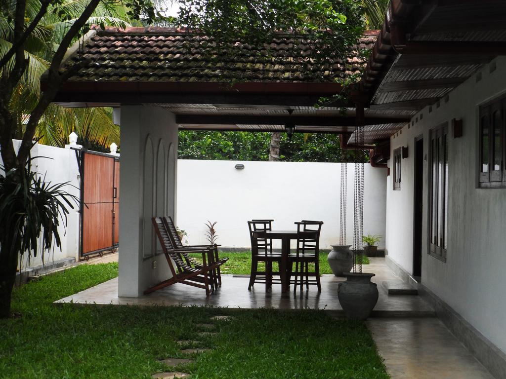 Summer Dew Villa Talpe Phòng bức ảnh