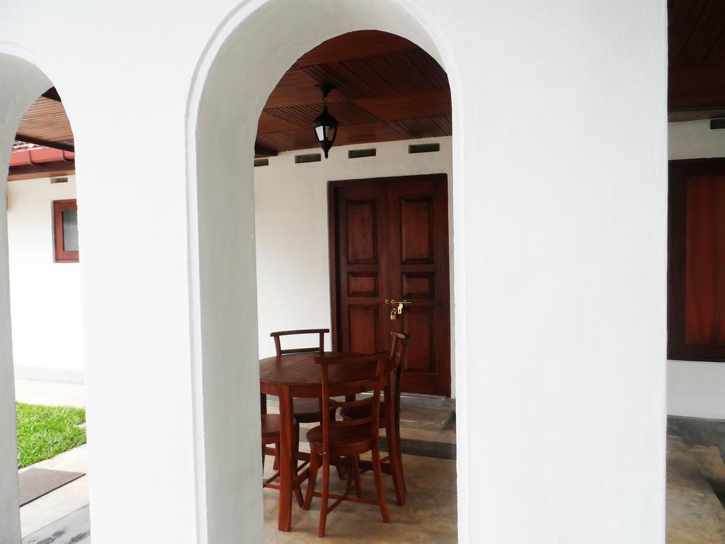 Summer Dew Villa Talpe Phòng bức ảnh