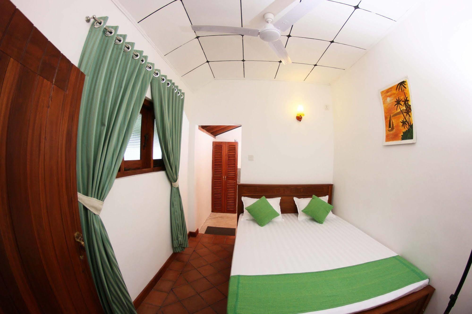 Summer Dew Villa Talpe Ngoại thất bức ảnh
