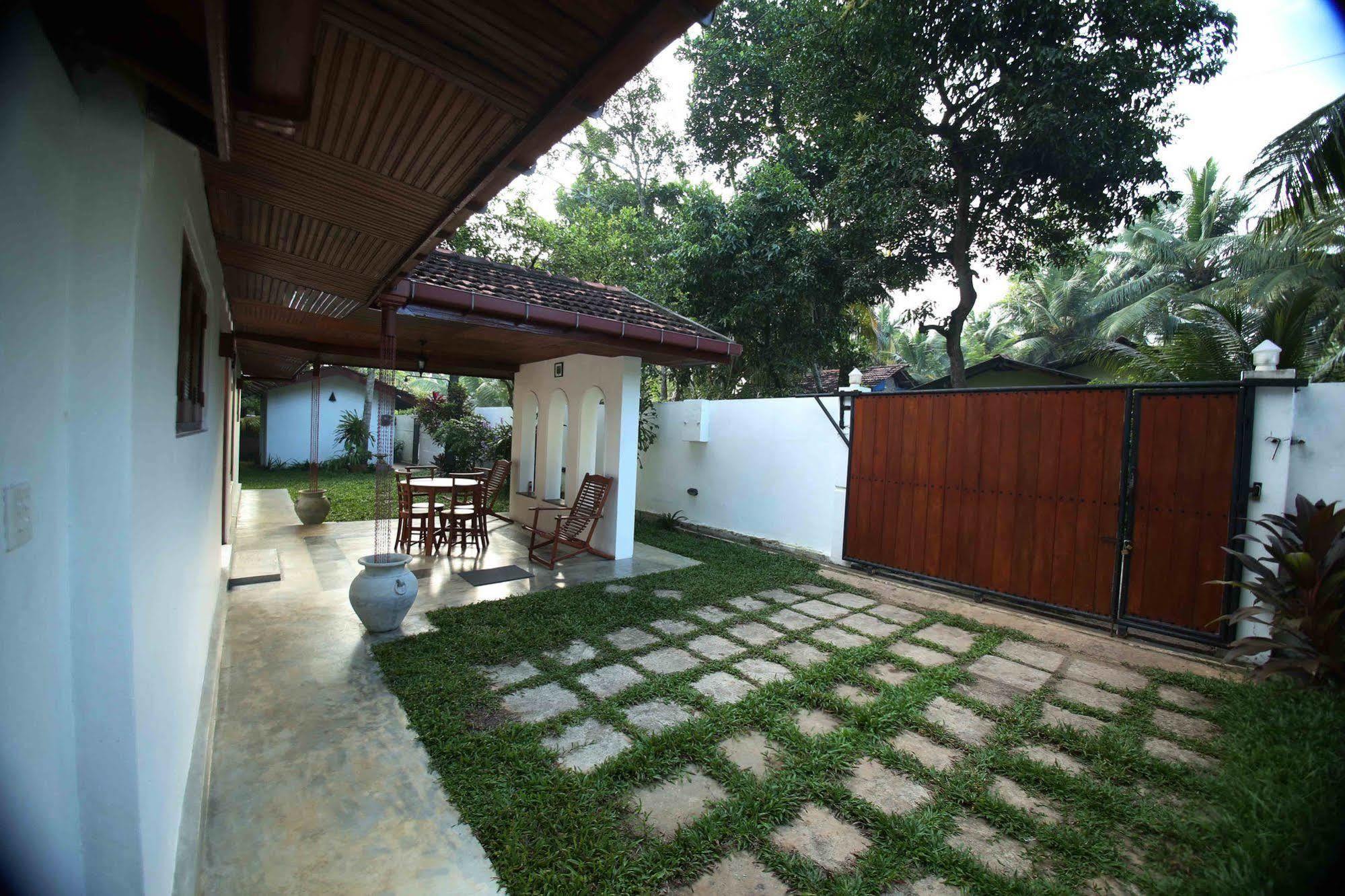 Summer Dew Villa Talpe Ngoại thất bức ảnh